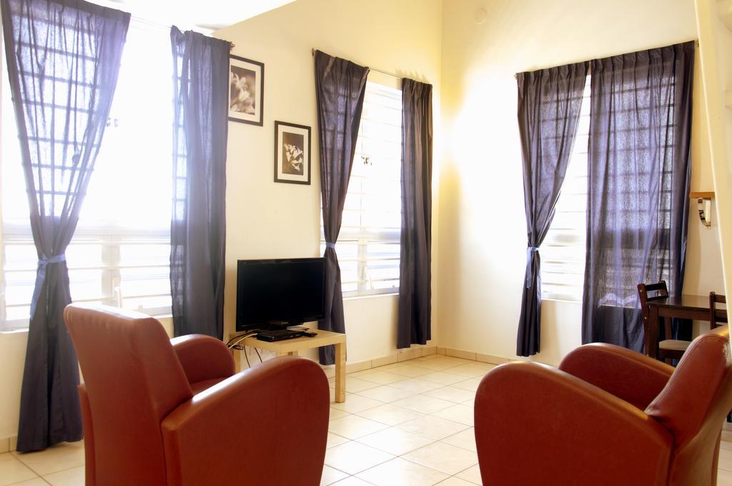Orange Rembrandt Studio Apartments Вилемстад Екстериор снимка