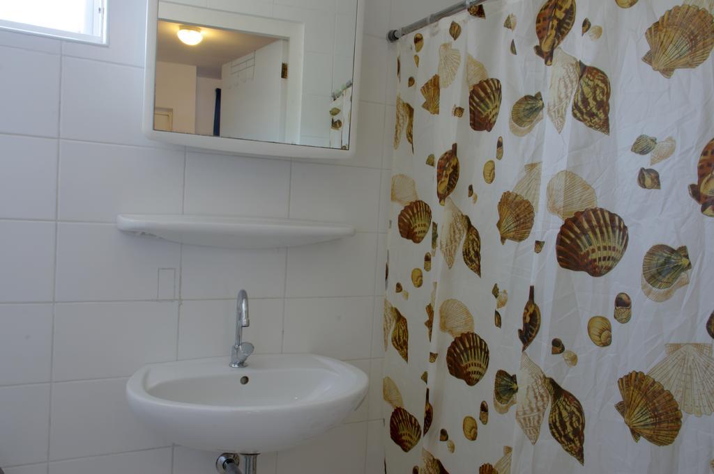 Orange Rembrandt Studio Apartments Вилемстад Екстериор снимка