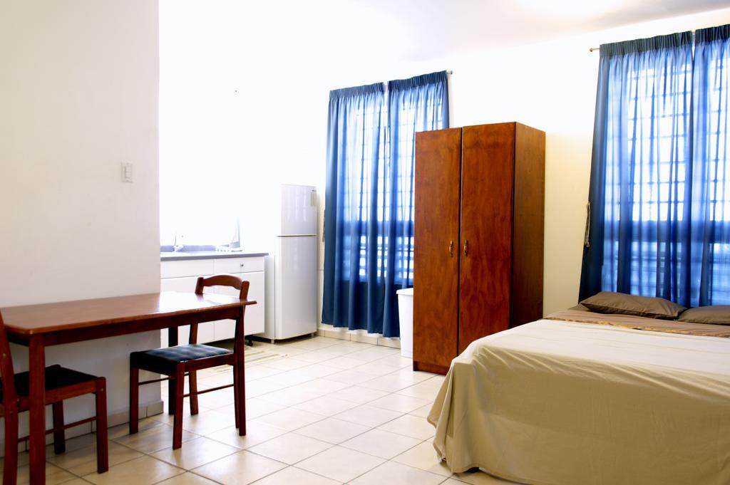 Orange Rembrandt Studio Apartments Вилемстад Екстериор снимка