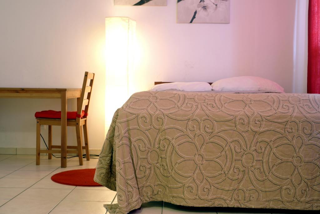 Orange Rembrandt Studio Apartments Вилемстад Екстериор снимка